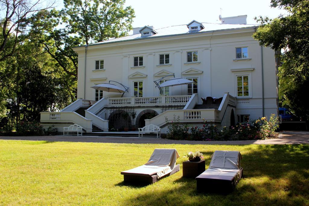 Bed & Breakfast Palac Cielesnica