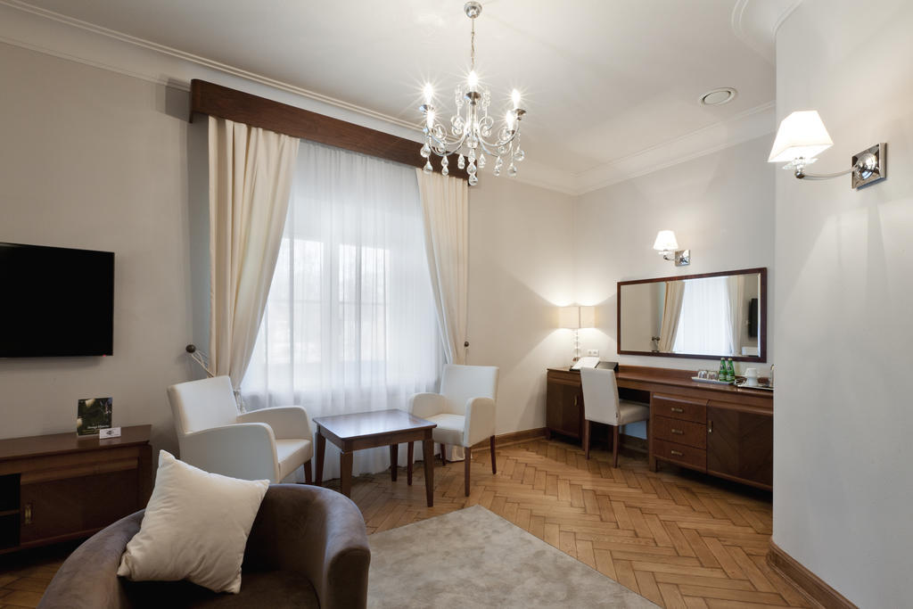 Bed & Breakfast Palac Cielesnica